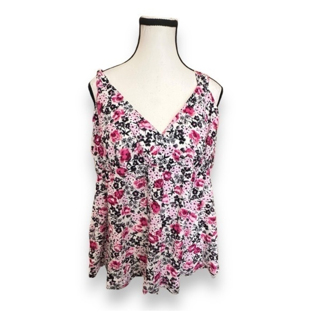 Women’s torrid 1 Pink White Black Watercolor Floral Lined Challis Peplum Top